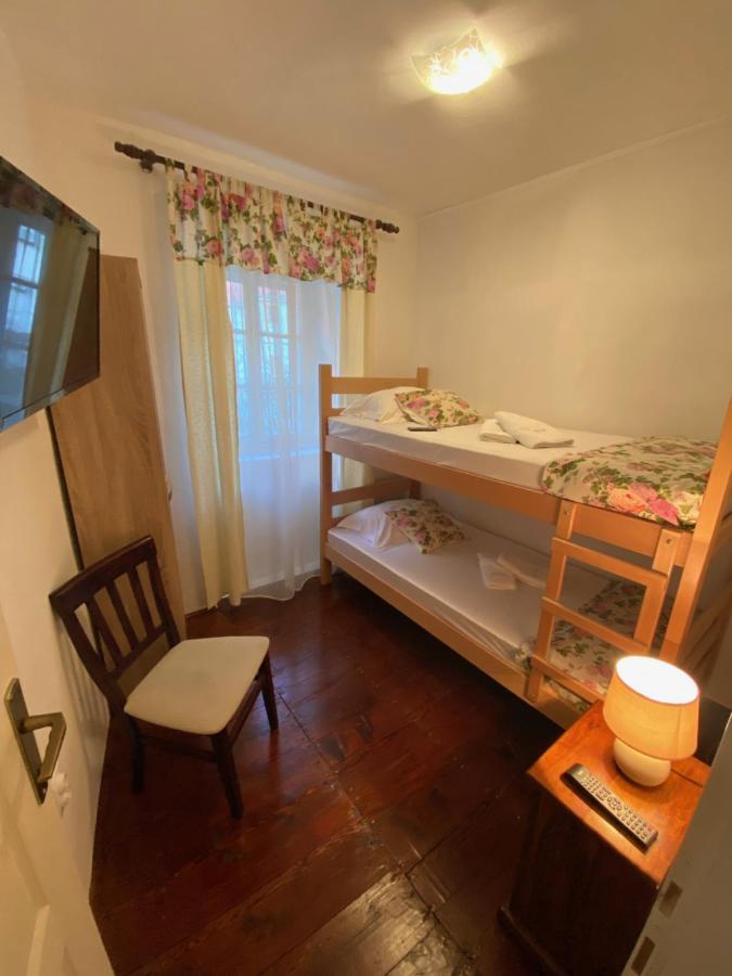 Viktor Rooms Cattaro Esterno foto