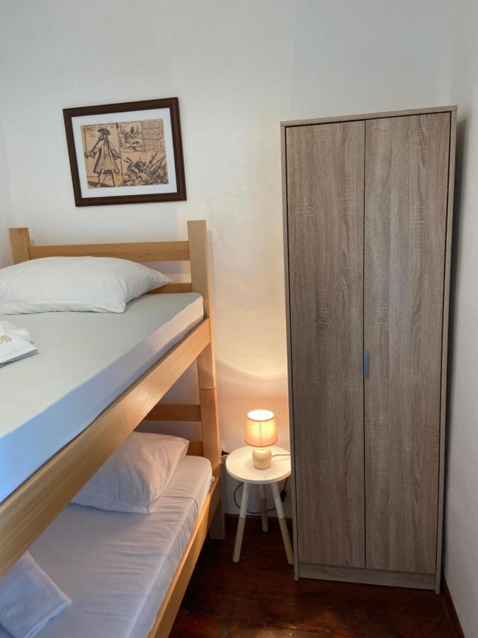 Viktor Rooms Cattaro Esterno foto