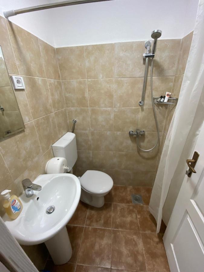 Viktor Rooms Cattaro Esterno foto