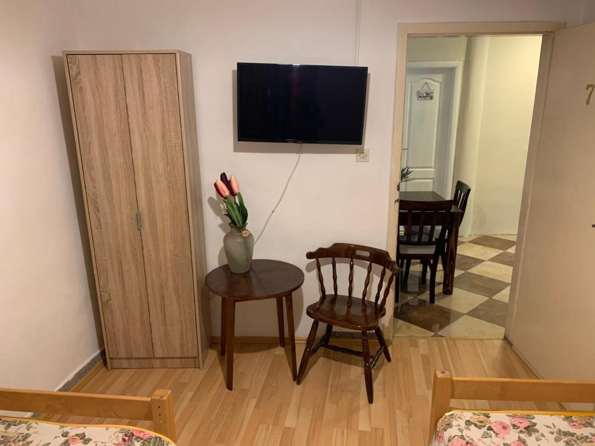 Viktor Rooms Cattaro Esterno foto